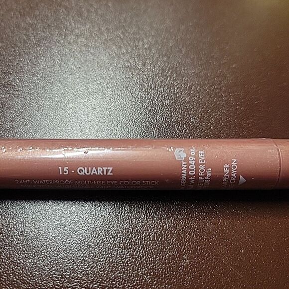 24 Hour Wear Aqua Resist Smoky Shadow Shimmery Eye Stick #15 Quartz - NEW SEALED - Picture 3 of 5